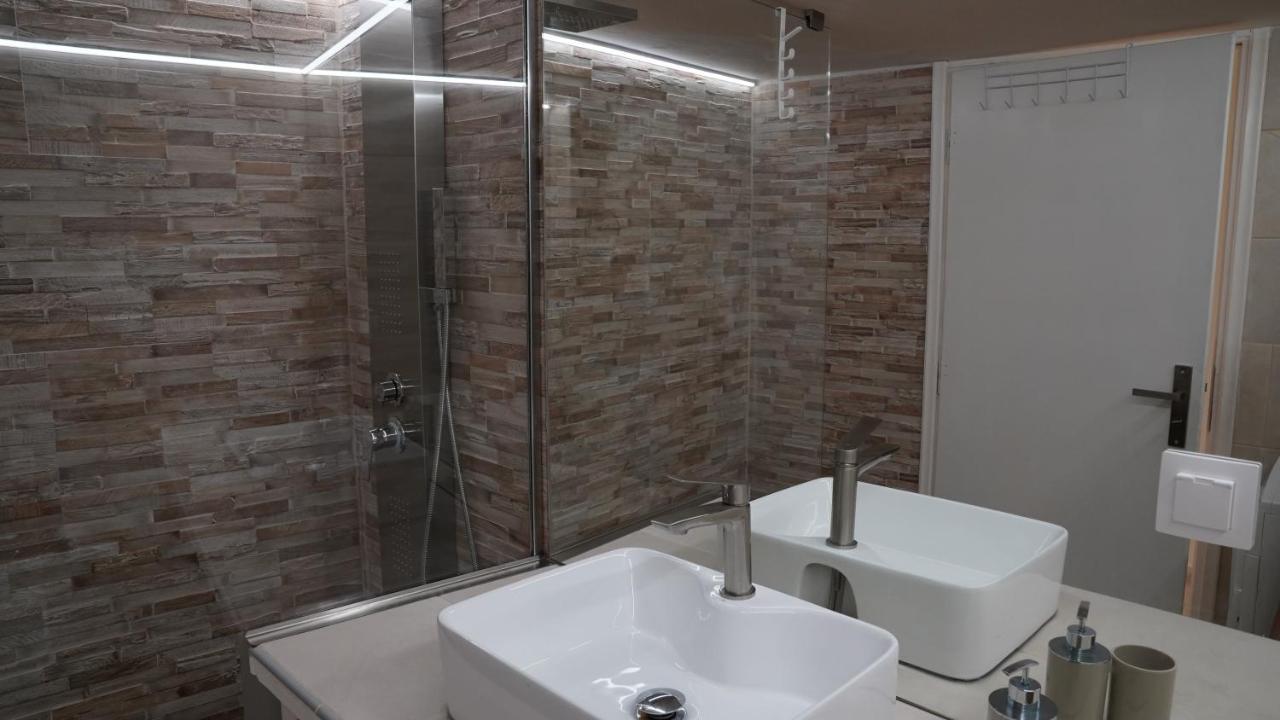 Km Beach View Apartment Chania  Zewnętrze zdjęcie