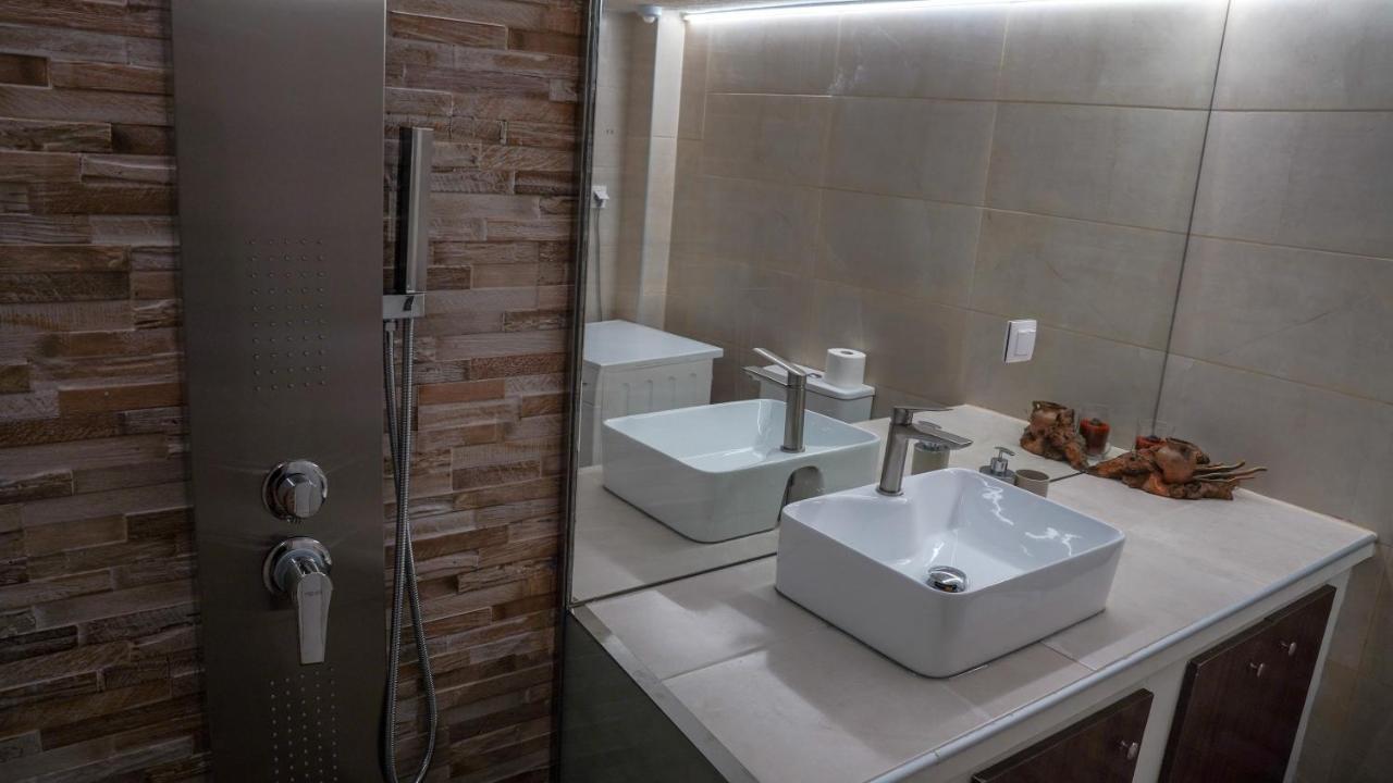 Km Beach View Apartment Chania  Zewnętrze zdjęcie